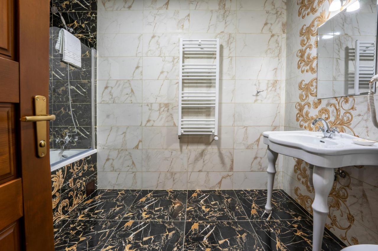 Hotel Princessophie Segesvár Kültér fotó