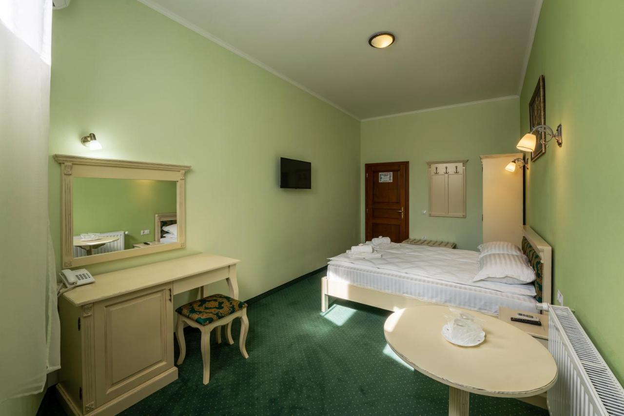 Hotel Princessophie Segesvár Kültér fotó