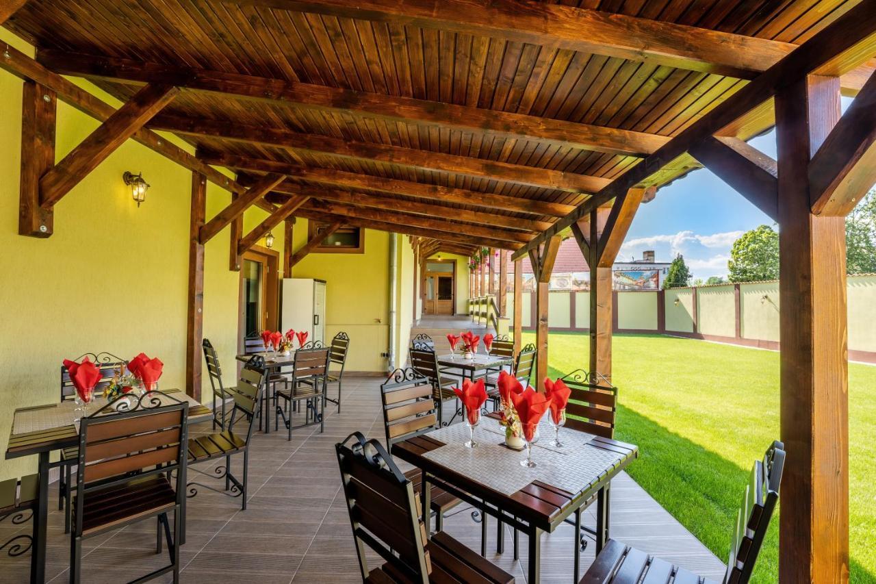 Hotel Princessophie Segesvár Kültér fotó